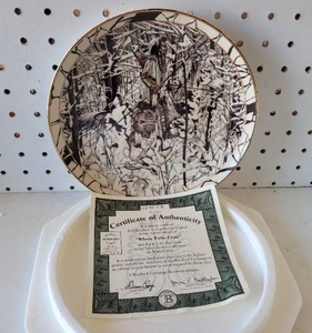 lot 116 image: BRADFORD EXCHANGE LIMITED EDITION 1994 WHERE PATHS CROSS COLLECTIBLE PLATE WITH COA.