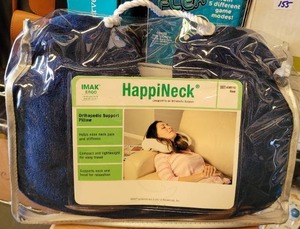 lot 135 image: HAPPINECK ORTHOPEDIC SUPPORT PILLOW IN PACKAGE.