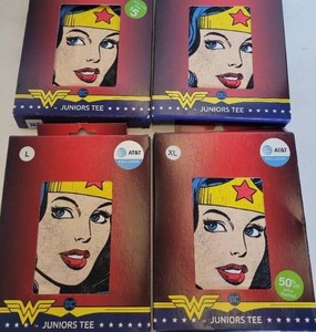 lot 224 image: (4) NEW, WONDER WOMAN T-SHIRTS IN BOXES.