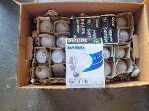lot 261 image: BOX LOT OF LIGHT BULBS.