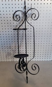 lot 220 image: WROUGHT IRON STYLE SCONCE.