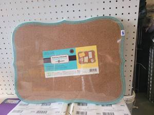 lot 289 image: NEW, MARTHA STEWART CORK BULLETIN BOARD.