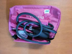 lot 368 image: BLOOD PRESSURE MACHINE AS SHOWN.