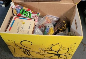 lot 384 image: BOX LOT OF CHILDRENS LEARNING MANIPULATIVES AND MORE.