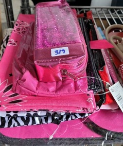 lot 319 image: LOT OF ASSORTED MAKE-UP BAGS AS SHOWN.