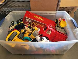 lot 343 image: LOT OF ASSORTED TOYS.