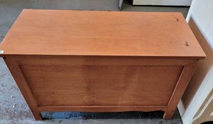 lot 389 image: WOODEN STORAGE CHEST AS SHOWN.