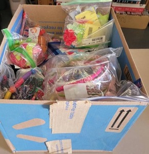 lot 436 image: LOT OF ASSORTED TOYS.