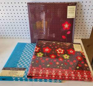 lot 35 image: (3) NEW, RECOLLECTIONS SCRAPBOOK ALBUMS