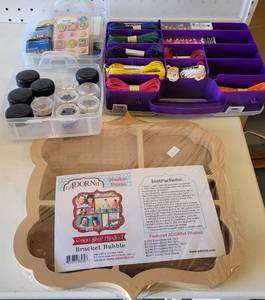 lot 52 image: SCRAPBOOKING  CRAFTING SUPPLIES AND ACCESSORIES