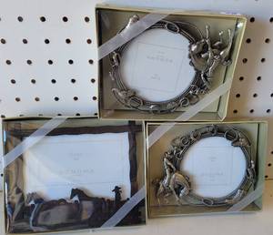 lot 82 image: (3) NEW, SONOMA WESTERN THEMED PHOTO FRAMES