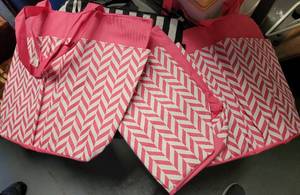 lot 91 image: ASSORTED REUSABLE BAGS