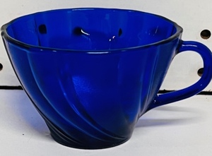 lot 63 image: Vereco Cobalt Blue 5oz. Coffee Cup WEmbossed Swirl - Made in France