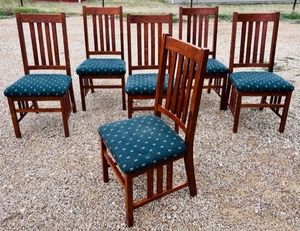 lot 48 image: Six Solid Oak Cushioned Dining Room Chairs (6x the Money)