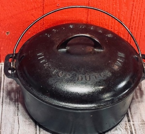 lot 2 image: AntiqueVintage Griswold #8 Tite-Top Baster Dutch Oven 833 - Big Block Logo $$$
