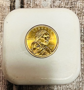 lot 84 image: 2000-P Sacagawea One Dollar US Liberty Gold Color Coin&nbsp
