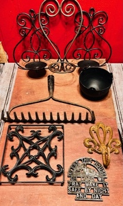 lot 248 image: Lot of 8 Decorative Metal &amp Cast Iron&nbsp