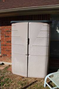 lot 12 image: Rubbermaid Storage Cabinet (CONTENTS SOLD SEPARATELY)
