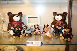 lot 35 image: Pair of Robert Raikes Ceramic Bears, Porcelain Picture Frame, Wooden and Felt Bears (POSEABLE)