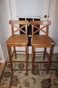 lot 68 image: Pair of Bar wooden stools