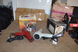 lot 278 image: Hair Dryers, Weight Watchers System, Jewelry Spa