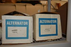 lot 280 image: Alternators SIB