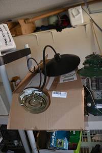lot 286 image: Wall light, solar yard lights