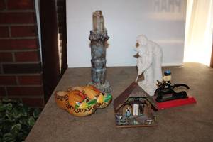 lot 116 image: Decorative Wooden Clogs, Dutch House Thermometer, Cast Iron Nut Cracker, Junior Golfer Statue