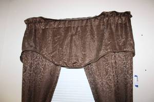 lot 150 image: Brown Curtains