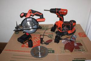 lot 216 image: Black and Decker Cordless Tool Set