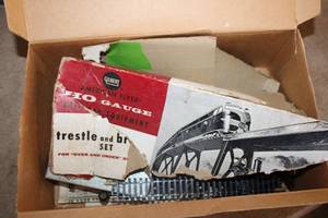 lot 319 image: Hobby train track