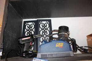 lot 320 image: Drill Doctor XPK drill bit sharpener, Router, soldering gun and metal wall dcor