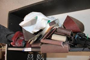 lot 318 image: Belt sander plus hand held sander with extra belts