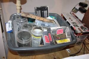 lot 341 image: Tools Screws, 3.5 bench vise SIB