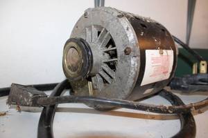 lot 344 image: Motor and cord