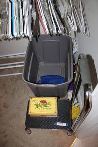 lot 193 image: Step with handle, hangers, shoe rack, cedar ships and tub