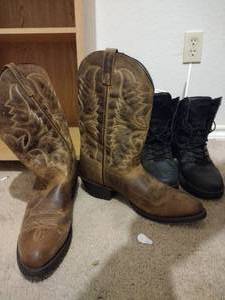 lot 159 image: Laredo Cowboy Boots Mens size 10.5, and Bates Black Work Boots Size 10