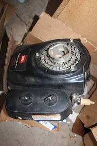 lot 32 image: Toro Commercial Lawn mower Motor Was running when removed