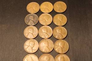 lot 51 image: (15) Lincoln wheat pennies 1940-55