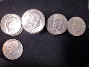 lot 81 image: (20) US Ike Dollar coins