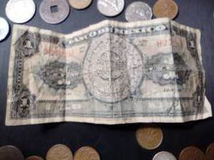 lot 74 image: Foreign Currency with Mexico bill