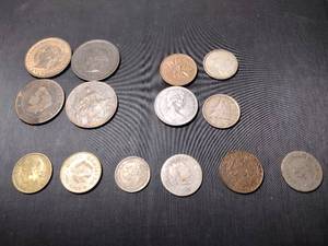 lot 75 image: Foreign Currency - includes 1884 one cent Canadian