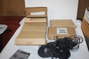 lot 215 image: Closed circuit TV and cameras