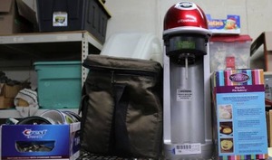 lot 220 image: Soda Stream drink maker, mini pie griddle, lunch cooler and oversized mugs