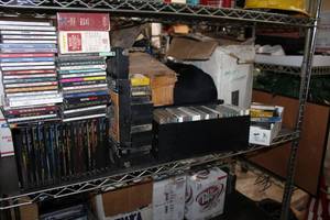 lot 245 image: Large assortment of CDs and cassette tapes
