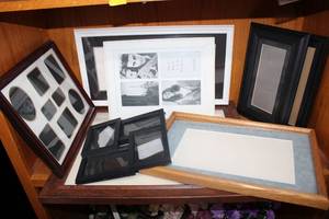 lot 119 image: Picture frames