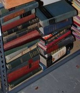 lot 181 image: Books Textbooks and Novels