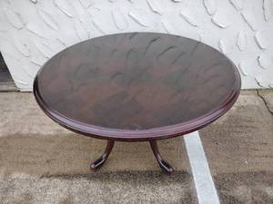 lot 166 image: 50 Round Kitchen Dining table