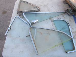 lot 61 image: Short arm wing windows for cars 19601964 qty 4
