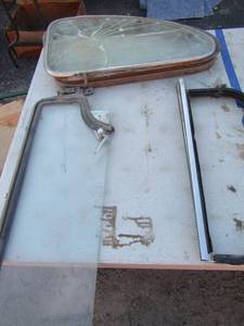 lot 63 image: Defroster windows qty 2 various frames qty 4